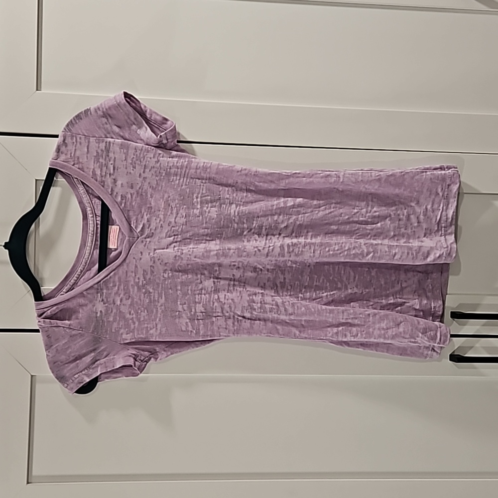 e.vil  ( Queen of Evil) T-shirt